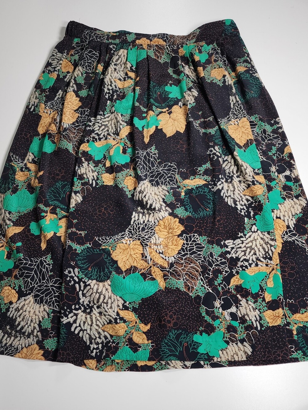 Vintage Style Pleated Midi Skirt Floral Botanical Print Black 18W Whimsy